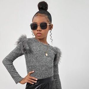 3/$10 NWOT Girls Grey Long Sleeve Shirt with Fur Trim • size 8